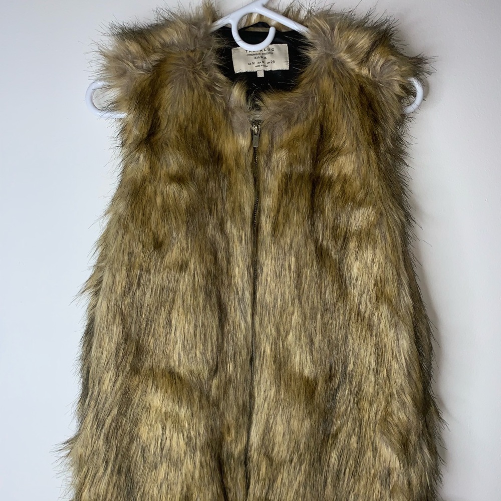 Zara faux fur vest
